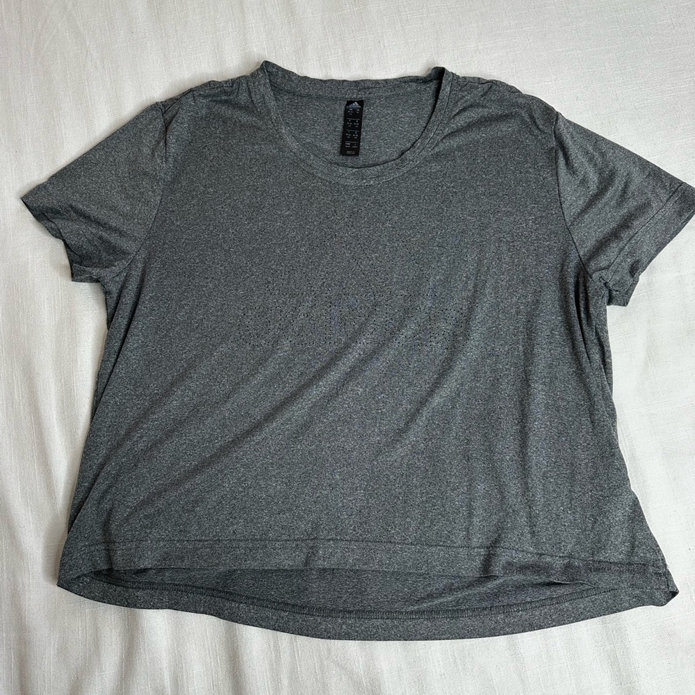 Adidas Gray Short sleeve tee